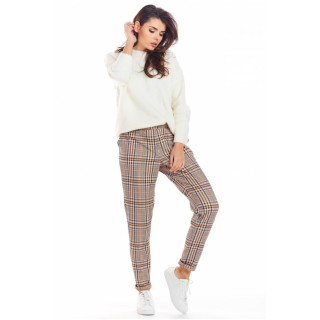 Smeđe karirane hlače za žene