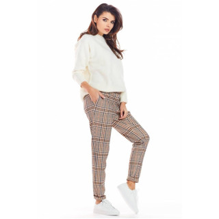 Smeđe karirane hlače za žene