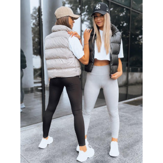 Svijetlo sive rebraste tajice s malim natpisom