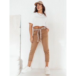 Smeđe ženske hlače s remenom